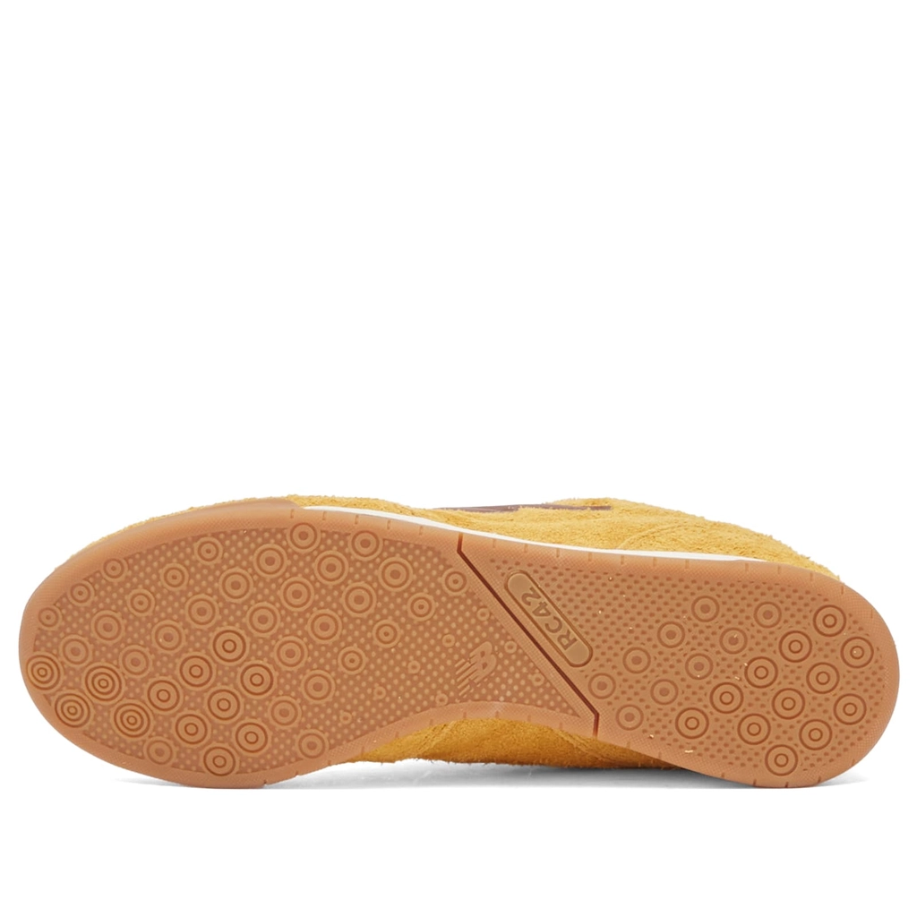 New Balance URC42HE Butterscotch